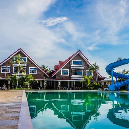 El Pescador Resort Hotel Bolinao Exterior photo